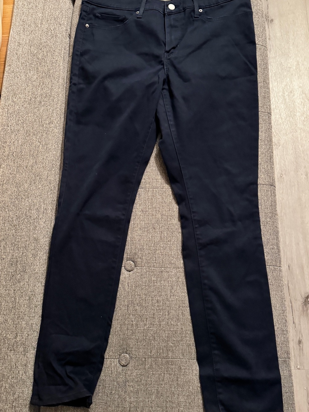 Women's Skinny Jeans in Navy